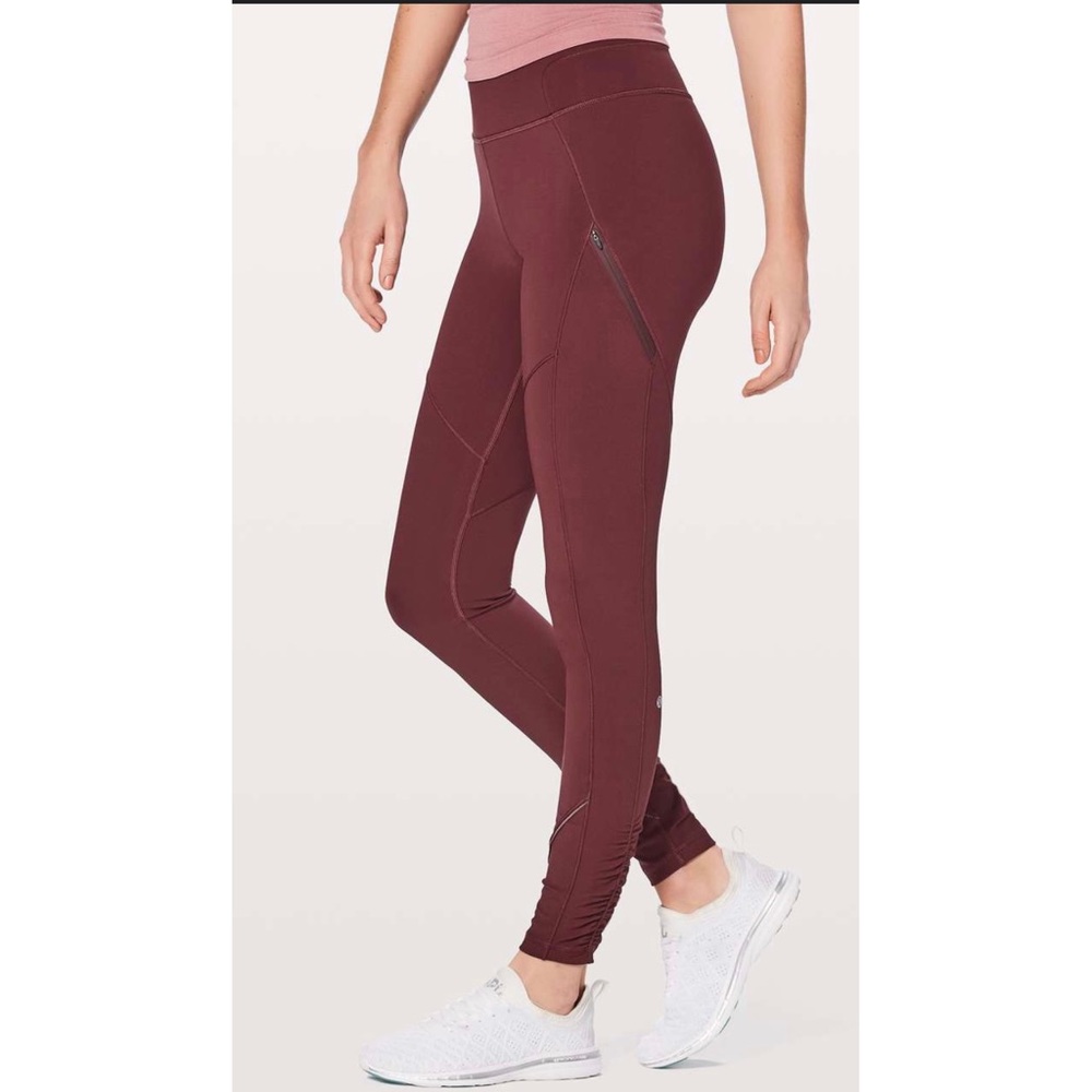 Lululemon Rain-On Train-On Tight size 4
